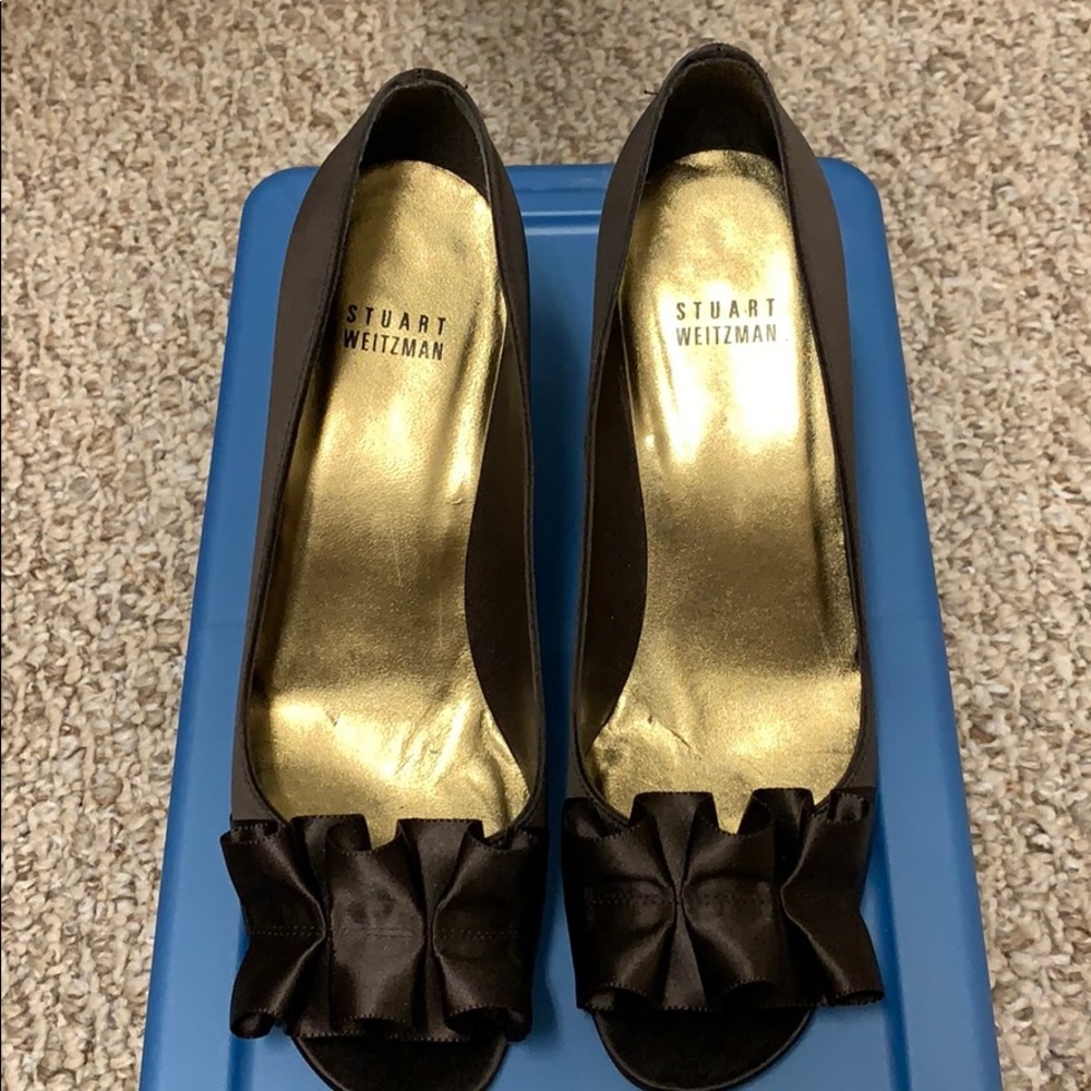 Stuart Weitzman satin pumps